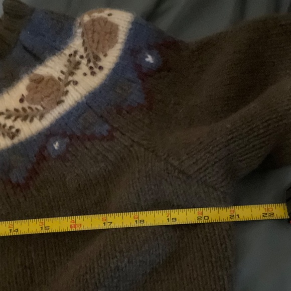 NORTHERN REFLECTIONS BRAND Beautiful Sweater Not Worn - Picture 6 of 11